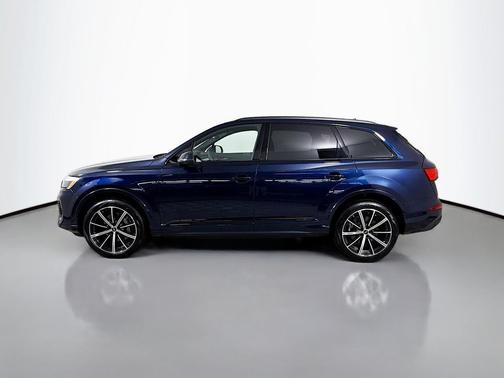 2025 Audi Q7 45 Premium Plus