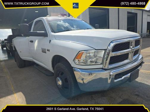 Bright White Clearcoat 2018 RAM 3500 Tradesman Regular Cab 4x2 8' Box