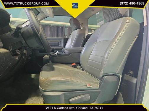 Bright White Clearcoat 2018 RAM 3500 Tradesman Regular Cab 4x2 8' Box