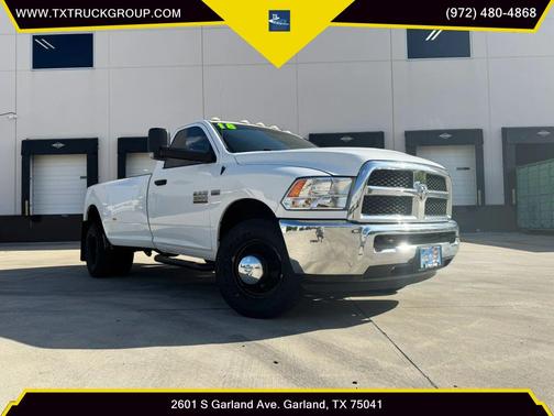 Bright White Clearcoat 2018 RAM 3500 Tradesman Regular Cab 4x2 8' Box