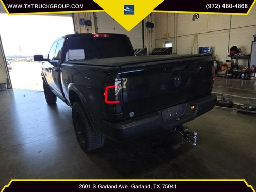 Diamond Black Crystal Pearlcoat 2022 RAM 1500 Classic Warlock Quad Cab 4x4 6'4' Box