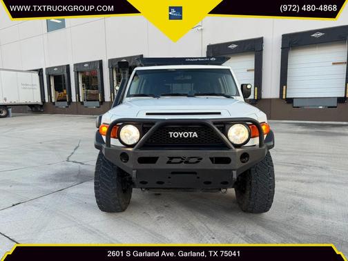 2014 Toyota FJ Cruiser Base