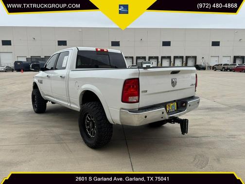 Bright White Clearcoat 2017 RAM 2500 SLT Crew Cab 4x4 6'4' Box