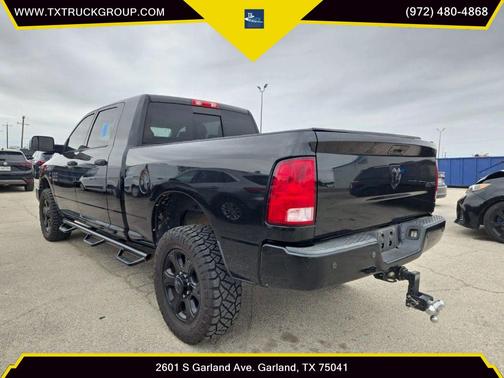 Brilliant Black Crystal Pearlcoat 2015 RAM 2500 Lone Star