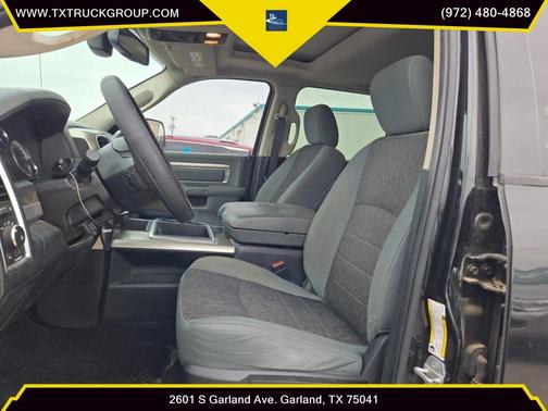 Brilliant Black Crystal Pearlcoat 2015 RAM 2500 Lone Star
