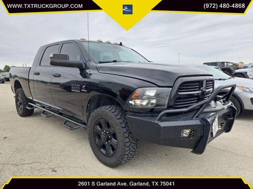 Brilliant Black Crystal Pearlcoat 2015 RAM 2500 Lone Star