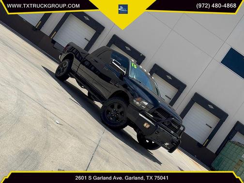 Brilliant Black Crystal Pearlcoat 2015 RAM 2500 Lone Star