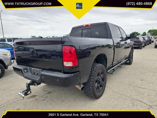 Brilliant Black Crystal Pearlcoat 2015 RAM 2500 Lone Star