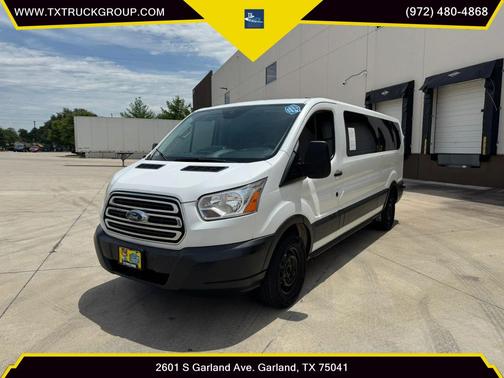 Oxford White 2017 Ford Transit-350 XLT