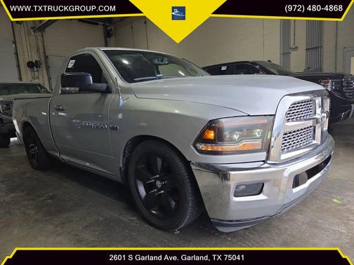 Bright Silver Metallic Clearcoat 2012 RAM 1500 ST
