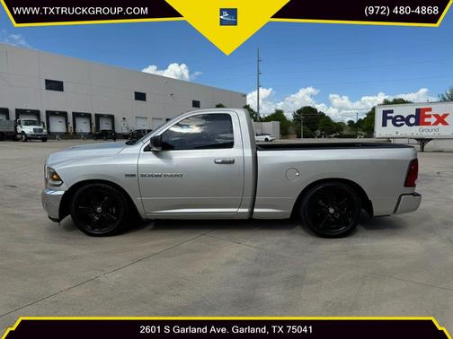 Bright Silver Metallic Clearcoat 2012 RAM 1500 ST