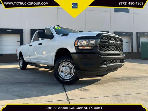 2023 RAM 2500 Tradesman Crew Cab 4x4 8' Box