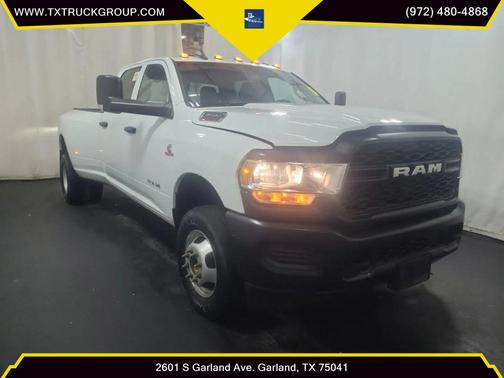 2021 RAM 3500 Tradesman Crew Cab 4x4 8' Box