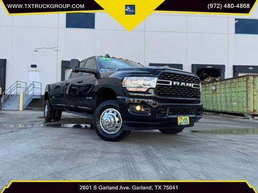 2022 RAM 3500 Big Horn Crew Cab 4x4 8' Box
