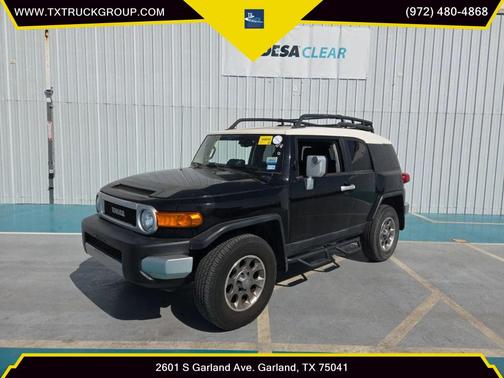 2012 Toyota FJ Cruiser Base
