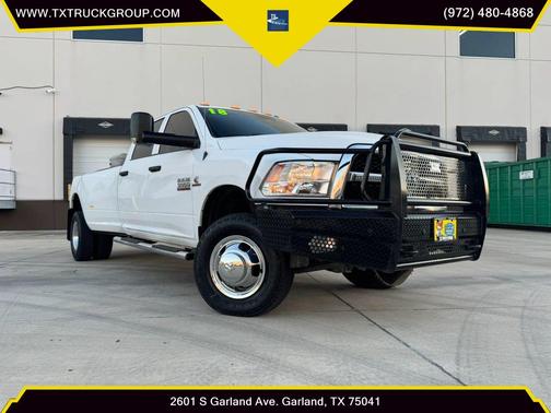 2018 RAM 3500 Tradesman Crew Cab 4x4 8' Box