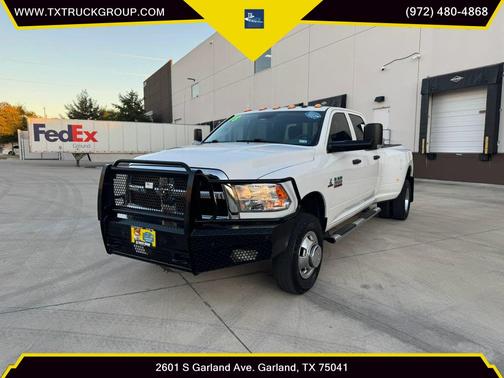 2018 RAM 3500 Tradesman Crew Cab 4x4 8' Box