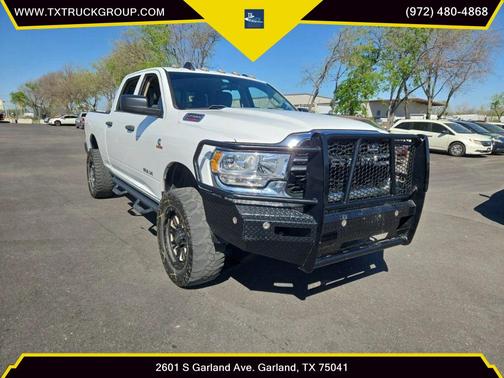 Bright White Clearcoat 2019 RAM 2500 Tradesman Crew Cab 4x4 6'4' Box