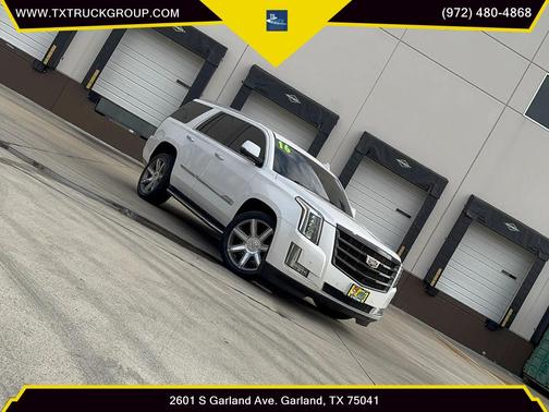 Crystal White Tricoat 2016 Cadillac Escalade Luxury