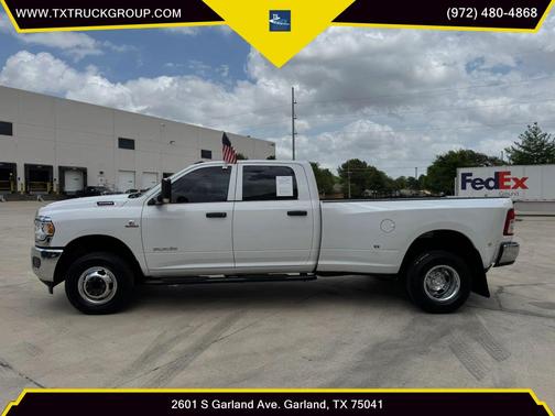 Bright White Clearcoat 2021 RAM 3500 Tradesman Crew Cab 4x4 8' Box