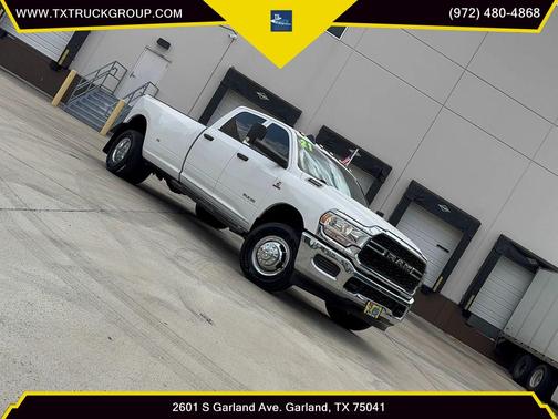 Bright White Clearcoat 2021 RAM 3500 Tradesman Crew Cab 4x4 8' Box