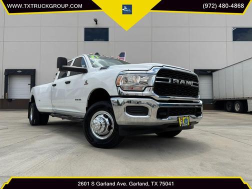 Bright White Clearcoat 2021 RAM 3500 Tradesman Crew Cab 4x4 8' Box