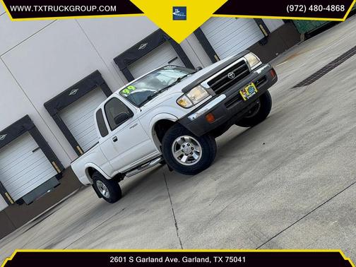 Natural White 1999 Toyota Tacoma Xtracab