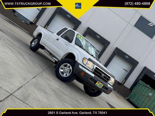 Natural White 1999 Toyota Tacoma Xtracab