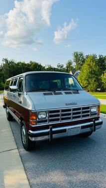 1988 Dodge Ram Van B350 3dr Extended Passenger Van