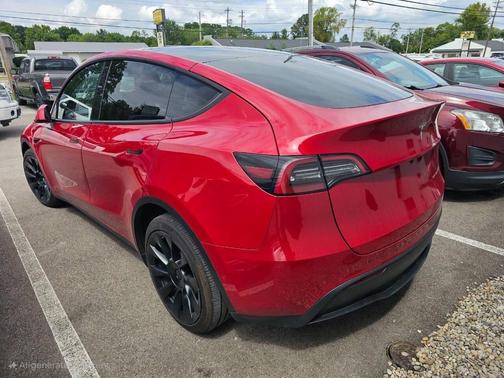 2022 Tesla Model Y Long Range Dual Motor All-Wheel Drive