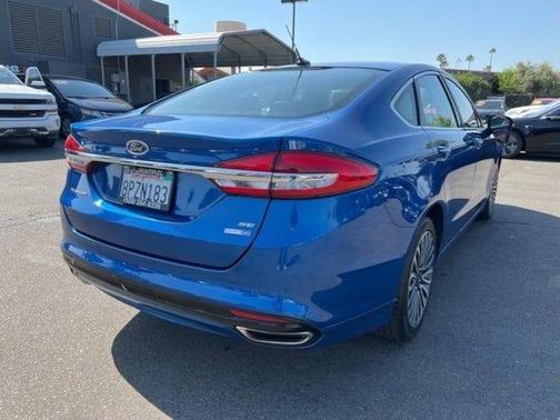 Photo 5 of 22 of 2017 Ford Fusion SE