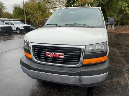 2025 GMC Savana 2500 Work Van