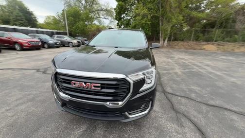 Black 2024 GMC Terrain SLE