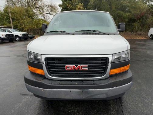 2025 GMC Savana 2500 Work Van