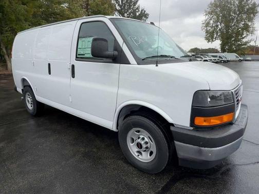 2025 GMC Savana 2500 Work Van