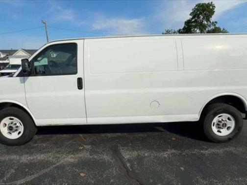 2017 GMC Savana 2500 Work Van