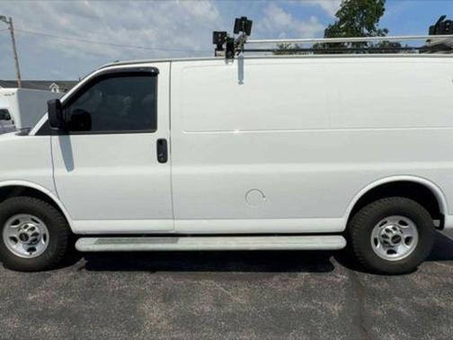 2019 GMC Savana 2500 Work Van