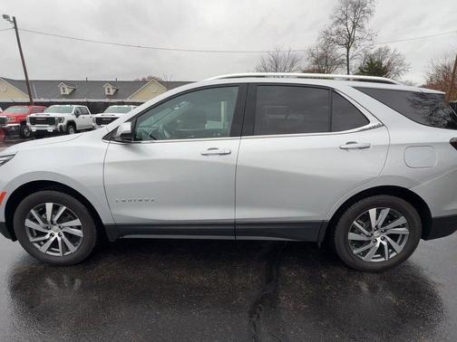 2022 Chevrolet Equinox Premier