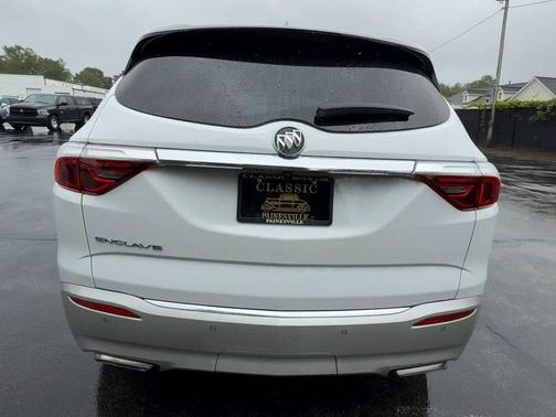 2022 Buick Enclave Essence