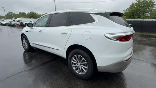 2022 Buick Enclave Essence