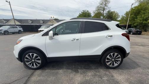 White 2022 Buick Encore Preferred