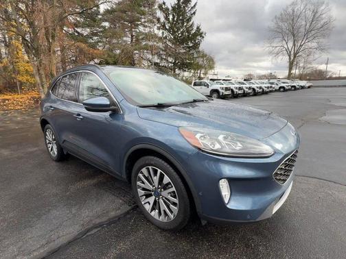 2020 Ford Escape Titanium