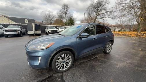 2020 Ford Escape Titanium