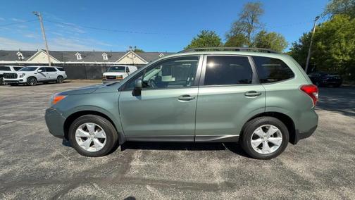 Jasmine Green Metallic 2016 Subaru Forester 2.5i Premium