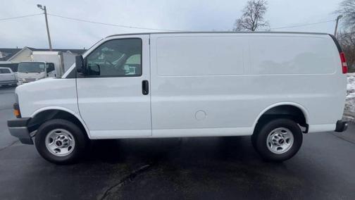 2023 GMC Savana 2500 Work Van