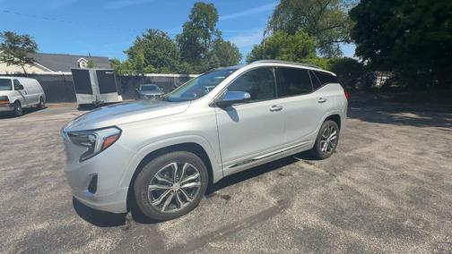 Gray 2019 GMC Terrain Denali