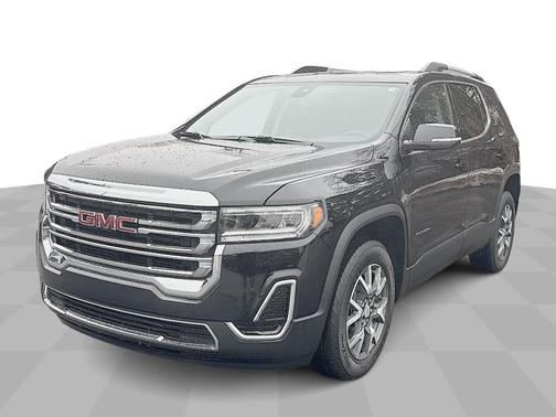 Black 2022 GMC Acadia SLE