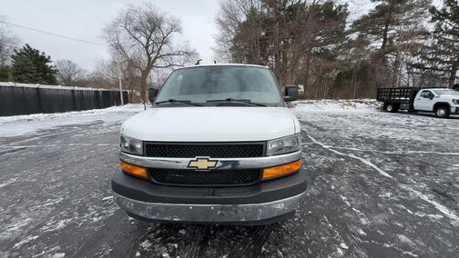 White 2022 Chevrolet Express 3500 Work Van