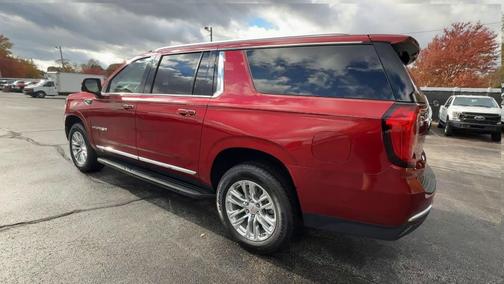 2023 GMC Yukon XL SLT