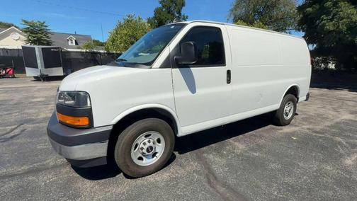 2023 GMC Savana 2500 Work Van